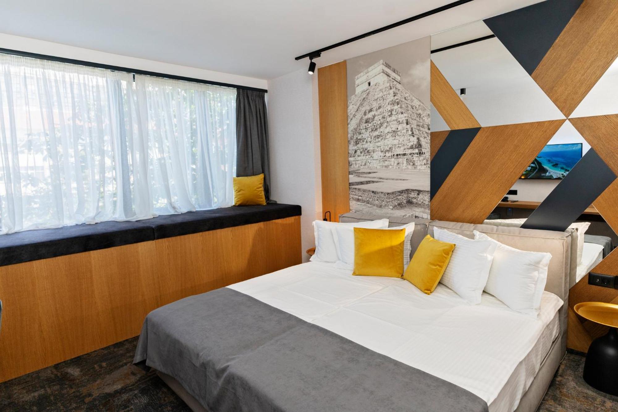 Mm Boutique Hotel Burgas Extérieur photo